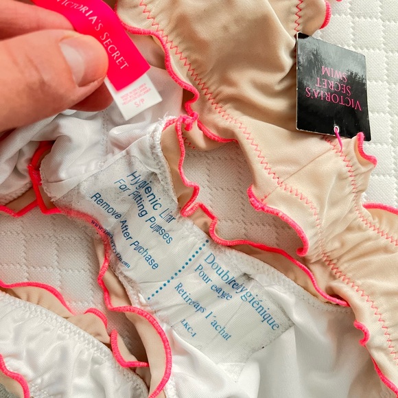 Victoria secret new swimming suit, size smalll - Picture 2 of 3